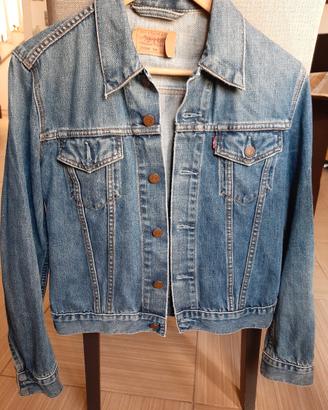 giubbotto jeans levis