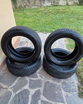 Gomme da neve 235/55 R18