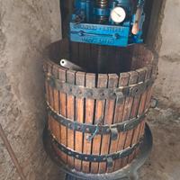 strettoio per uva come nuovo 