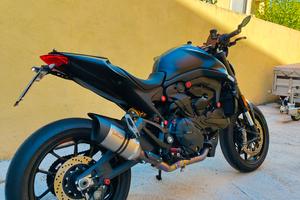 ducati Monster 937