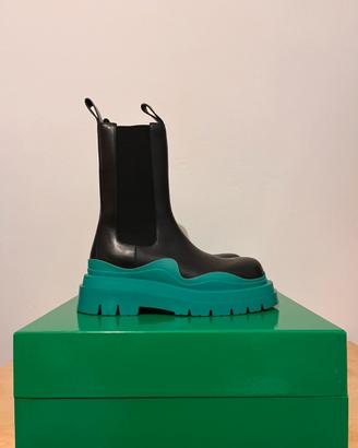 Stivali BOTTEGA VENETA “Tire” tg 42