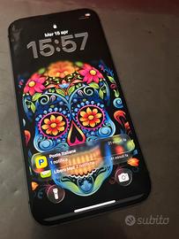 Iphone 12 rotto