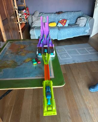 Hot wheels split speeders blade raid teack