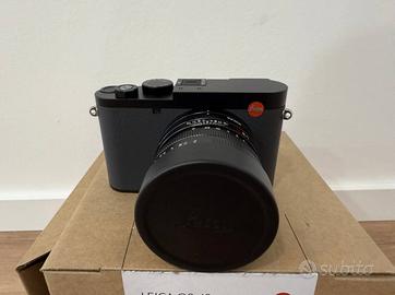 leica q3 43 19084 compatto da 60 megapixel con ott
