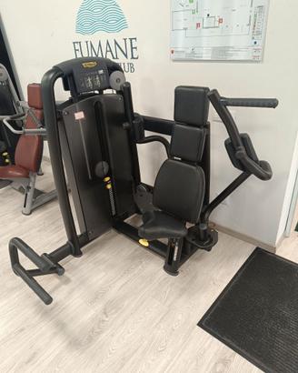 Pectoral Machine Tecnogym Selection