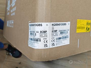 Forno microonde compatto Samsung Serie 4 50L NQ5B4