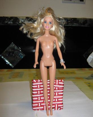 Barbie originale senza abiti-mattel-2005