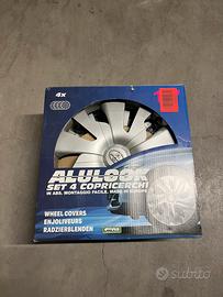 Copricerchi 4 pezzi usati 15’