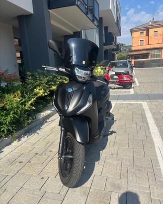 Piaggio Beverly 300 HPE 2023