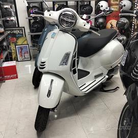 Piaggio Vespa Gts 300  Hpe