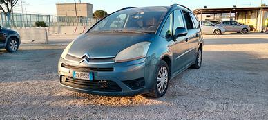 Citroen C4 Picasso grande 18.125cv mettano e benzi