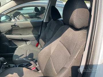 INTERNI SEDILI HYUNDAI I30 DEL 2012