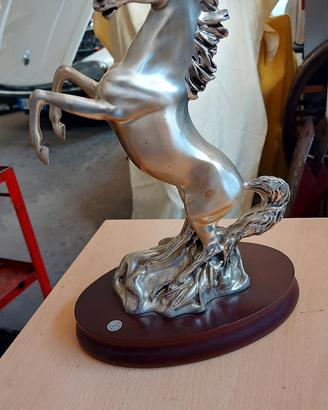 Scultura cavallo 