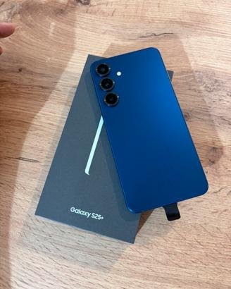 S25+ 256Gb