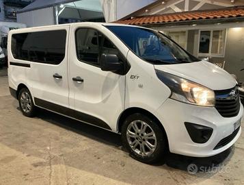 Opel Vivaro L2H1 minivan 9 posti