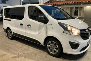 Opel Vivaro L2H1 minivan 9 posti