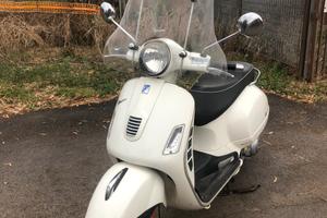 Vespa 300 GT S
