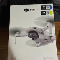 DJI Mini 4K - NUOVO (Sostituito) - FLY MORE COMBO