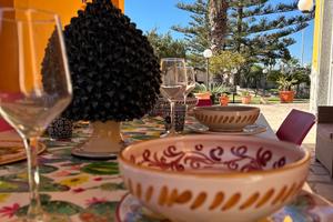 Sicilia vacanze in villa, pochi metri dal mare