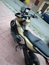 HONDA X ADV 750