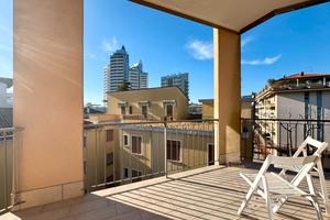 Due camere in piazza marconi