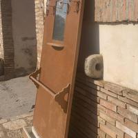 vecchio mobile ingresso appendiabiti cappelliera