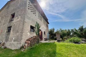 RUSTICO A SOMMACAMPAGNA