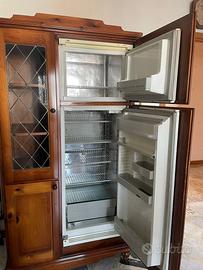 Mobili con frigo