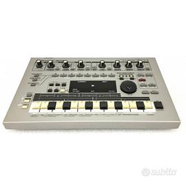 Roland mc 303