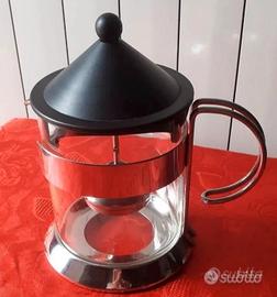 Teiera vetro e acciaio con design svondinavo