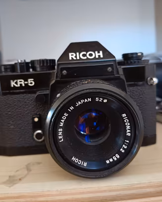 Ricoh kr5 con Riconar 55mm F2.2