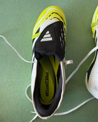 Scarpa da calcio Adidas Predator