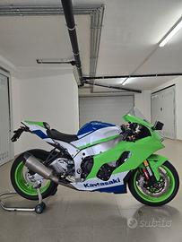 Kawasaki zx10r 40th anniversary