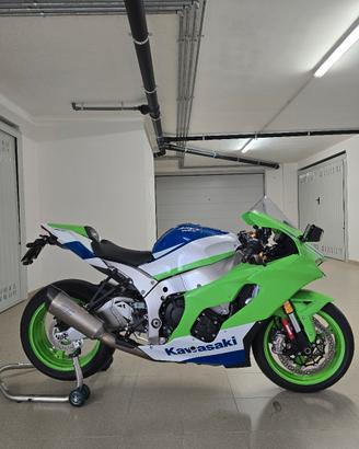 Kawasaki zx10r 40th anniversary