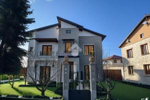 PORZIONE DI BIFAMILIARE A BOLTIERE