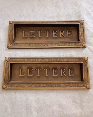 Buca lettere in bronzo