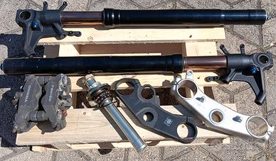 Suzuki GSX 600 - Ricambi 