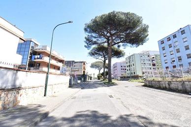 3 LOCALI A CERCOLA