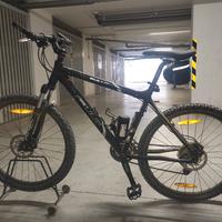 Mountain bike  Fuji Bullit