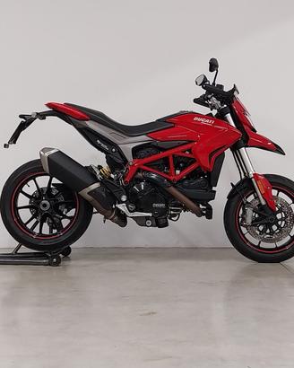 Ducati Hypermotard 939 Red