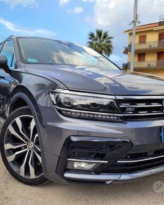 Volkswagen Tiguan 2.0 tdi dsg 4 motion r-line