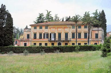 Stupenda villa di prestigio del 700 - Capannori