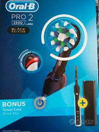 Oral-B Pro 2 2500 Black – Spazzolino Elettrico