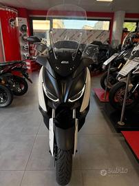 Yamaha X-Max 300 ABS