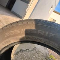 gomme 225/55/17