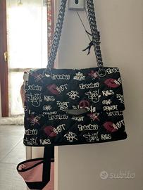 Borsetta di medie dimensioni