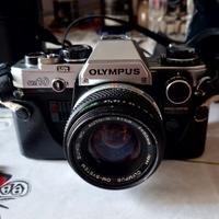 macchina fotografica olympus om10 