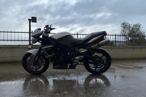 2012 Triumph street triple R