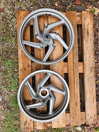 cerchi in lega Bmw gs 1200