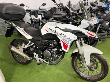 Benelli TRK 251 - 2025 USATO PARI AL NUOVO